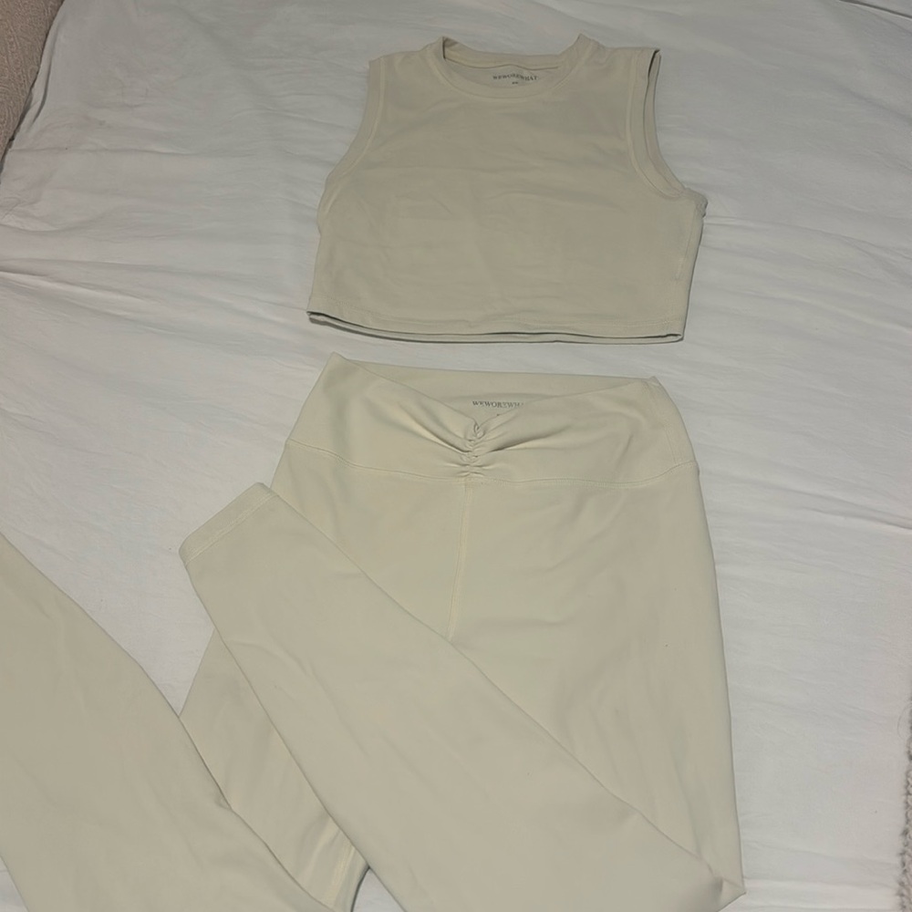 WeWoreWhat Activwear Set